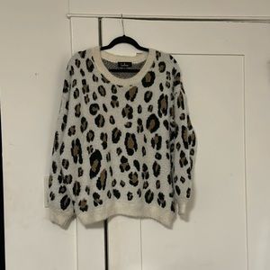Lulu’s leopard sweater